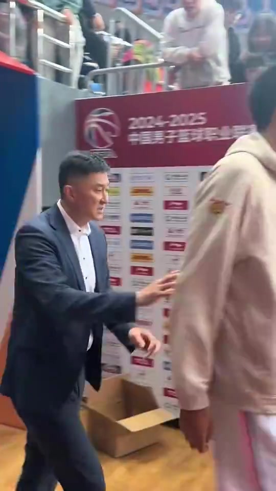 徐昕此前在广东时想和